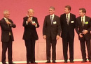 稻盛和夫在法国召开的“世界企业家论坛”中荣获“世界企业家奖”